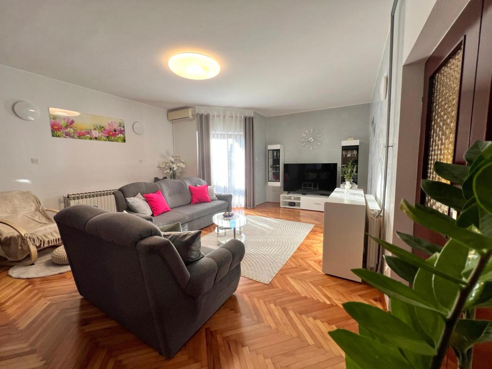 Apartment Tigo - 2 Bedrooms, 2 Bathrooms, Terrace And Big Garden Fažana Extérieur photo